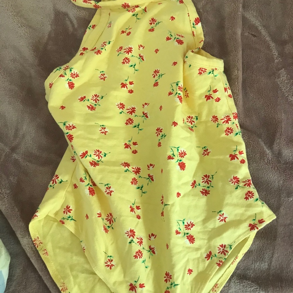 Top - Picture 3 of 4